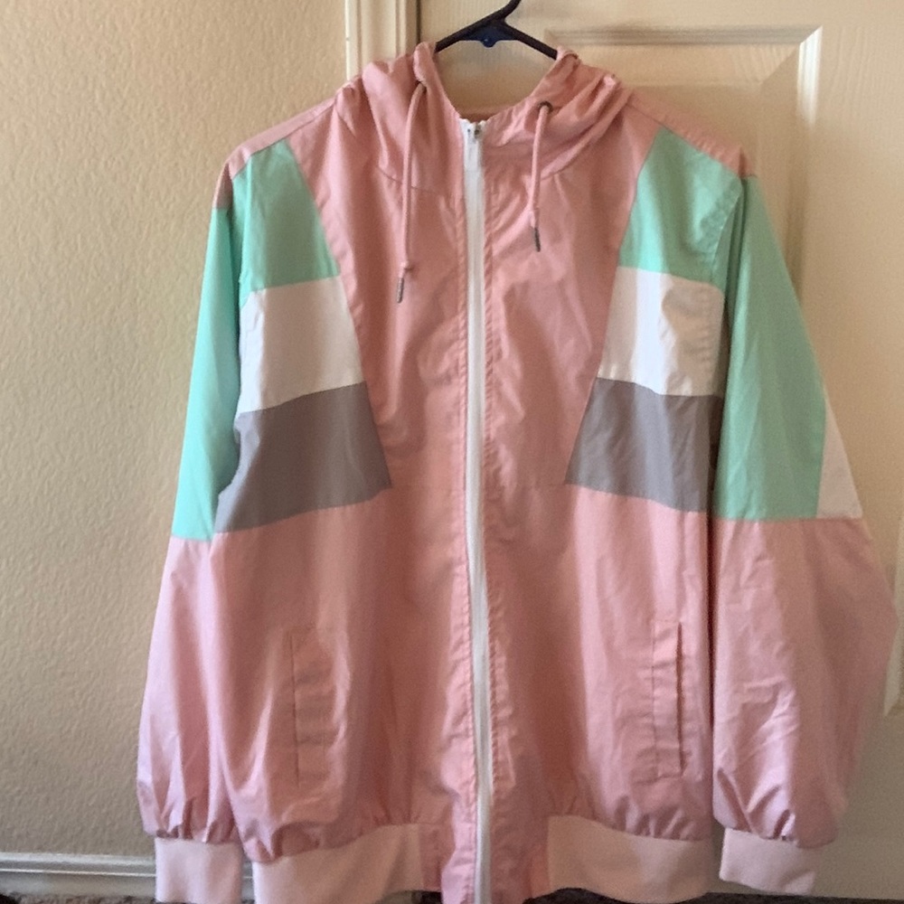 sovereign state mens medium windbreaker